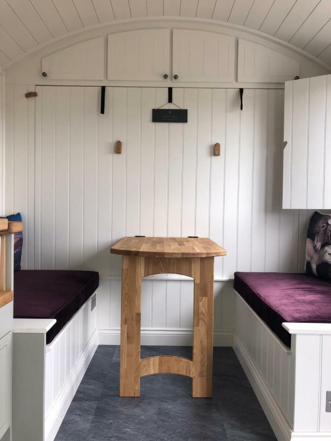 The Shepherds Hut Villa Lonmore Exterior foto
