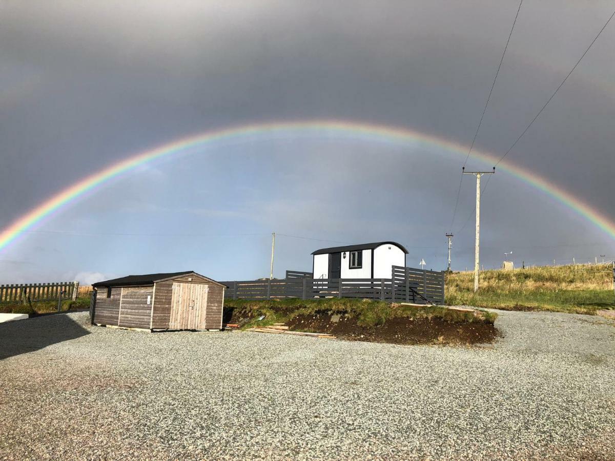 The Shepherds Hut Villa Lonmore Exterior foto