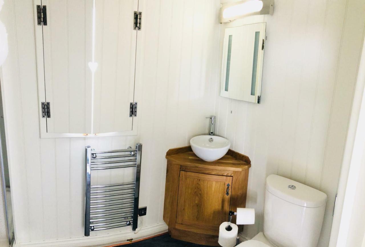 The Shepherds Hut Villa Lonmore Exterior foto
